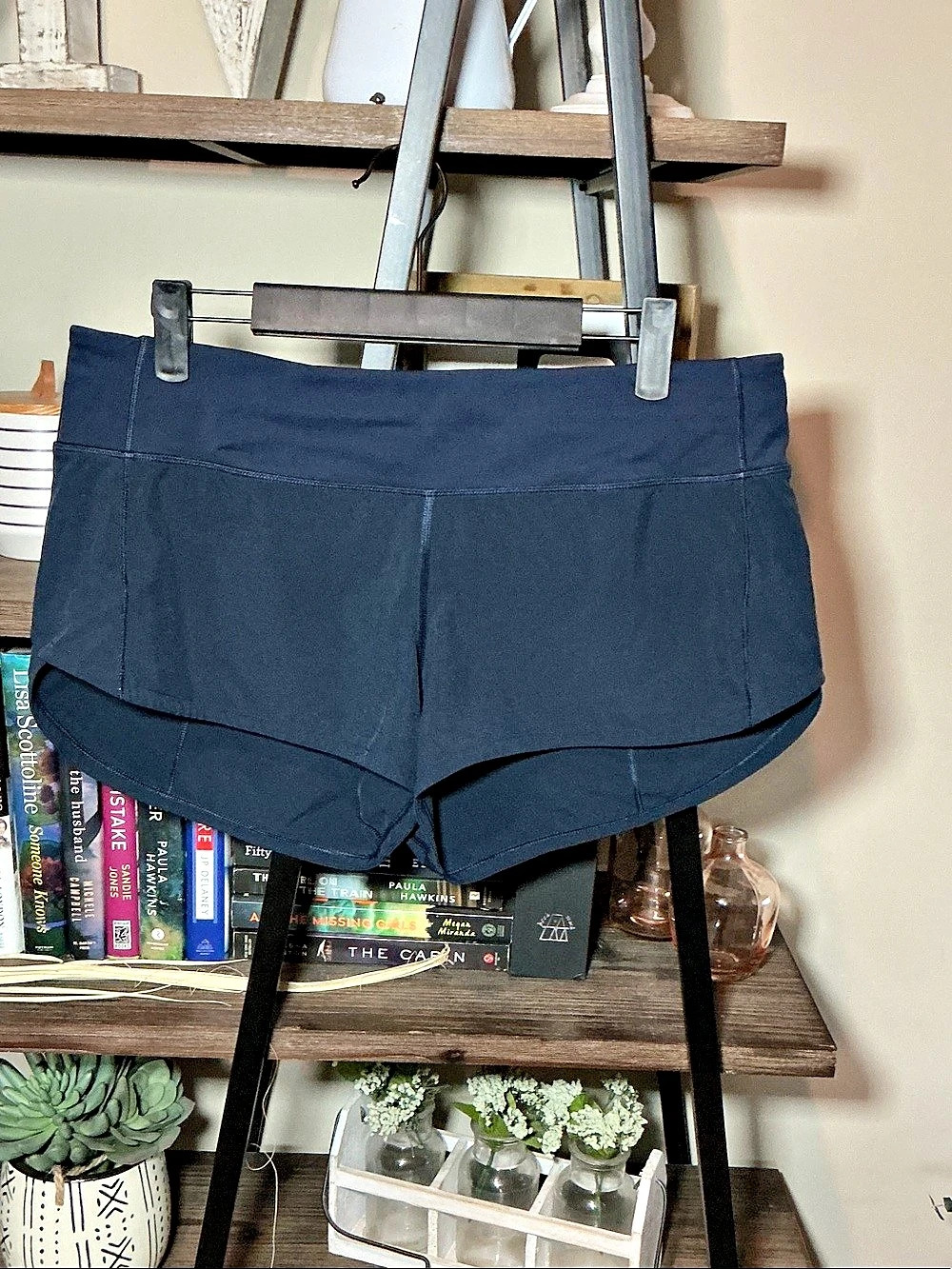 lululemon Speed Up Short 2” Athletic Shorts Blue Size 8